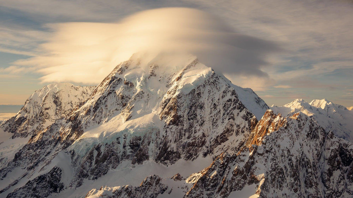 Ethereal Majesty: Mount Cook's Lenticular Veil