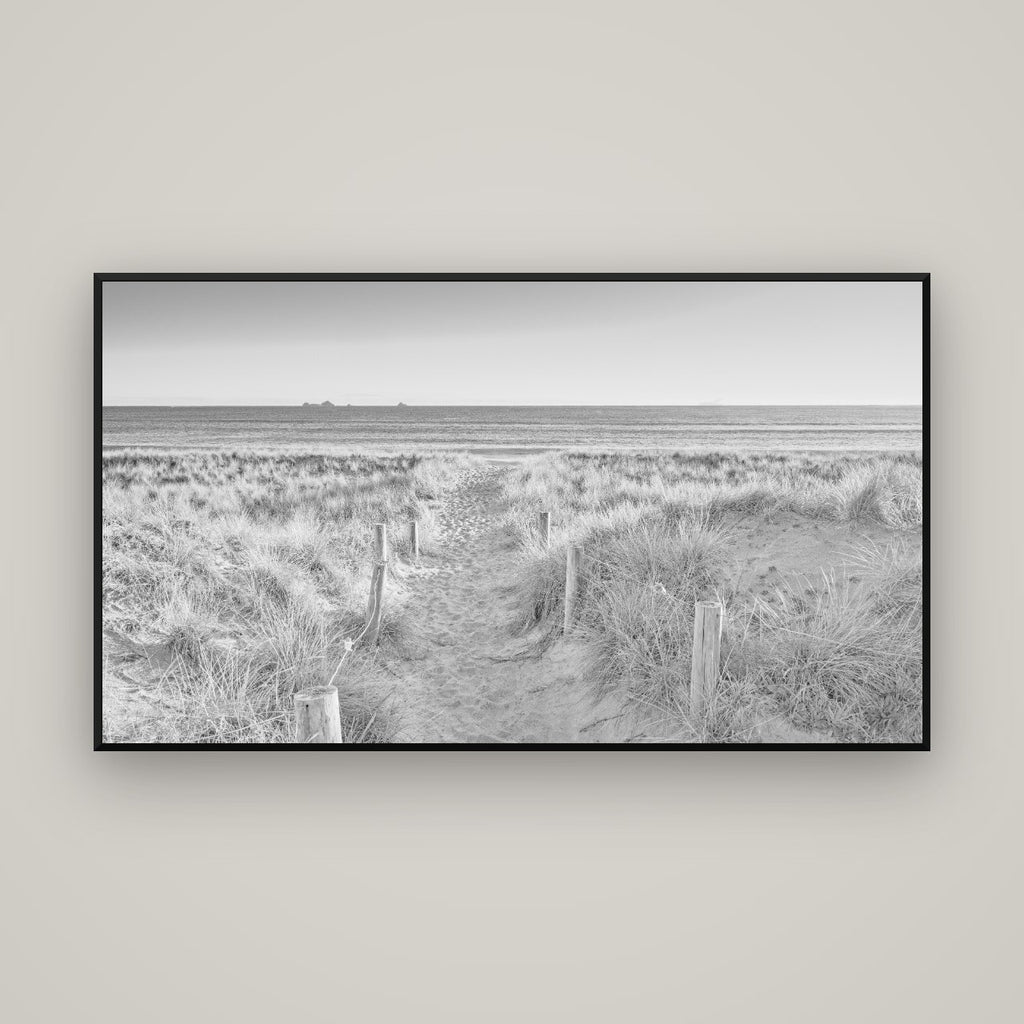 Passage to the Sea, Whakatāne — Basel Black Matte, 160×90 cm. New Zealand fine art wall art by Stephen Milner.